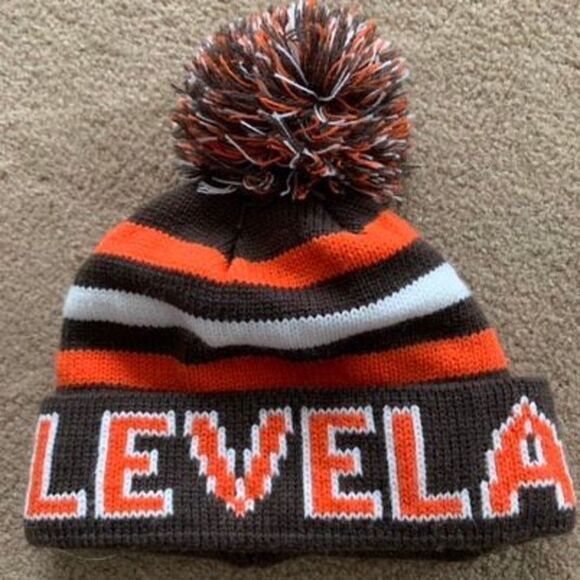 Cleveland Browns Beanie Knit Tossle Cap - Picture 1 of 7